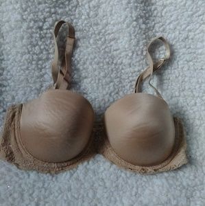 Jennifer lopez bra (34C)